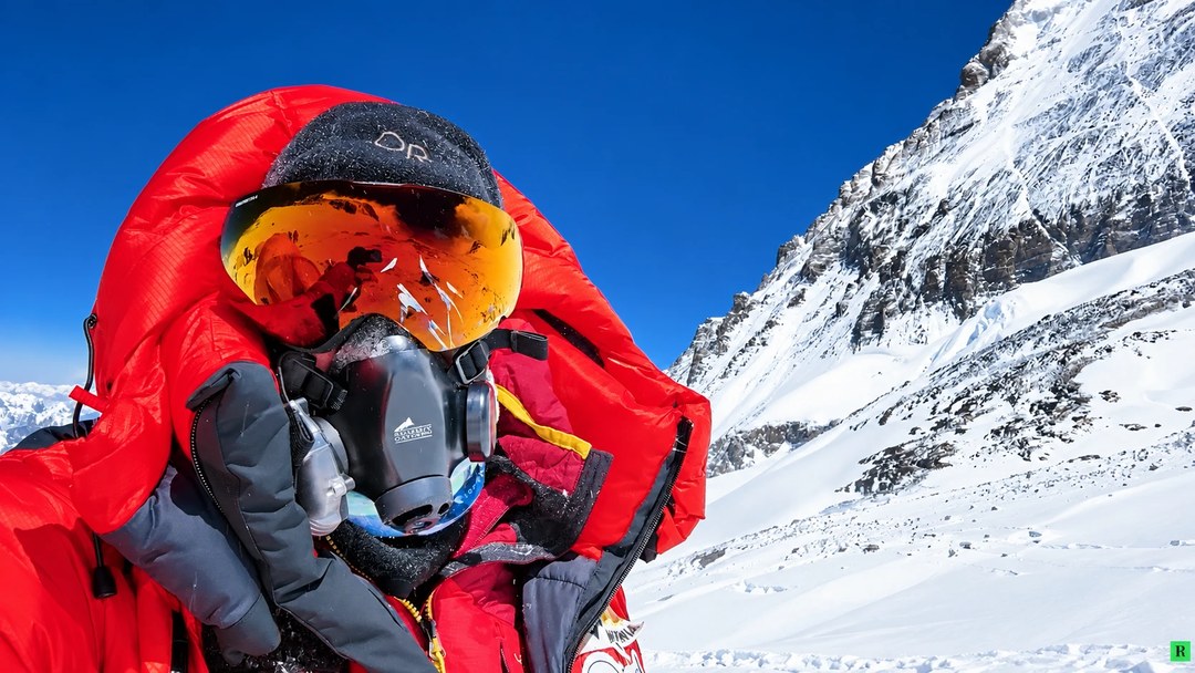 Frame de capa — Everest Unlimited, Uma expedição que não chegou ao topo